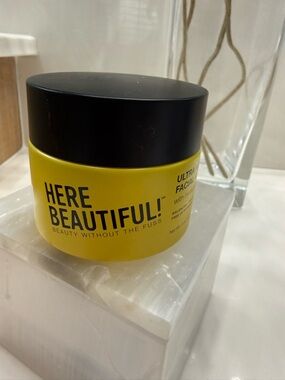 Here Beautiful! Ultra Hydrating Face Cream - Yellow